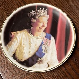 🇬🇧Commemorative Plate Queen Elizabeth II Golden Jubilee Fine Bone China